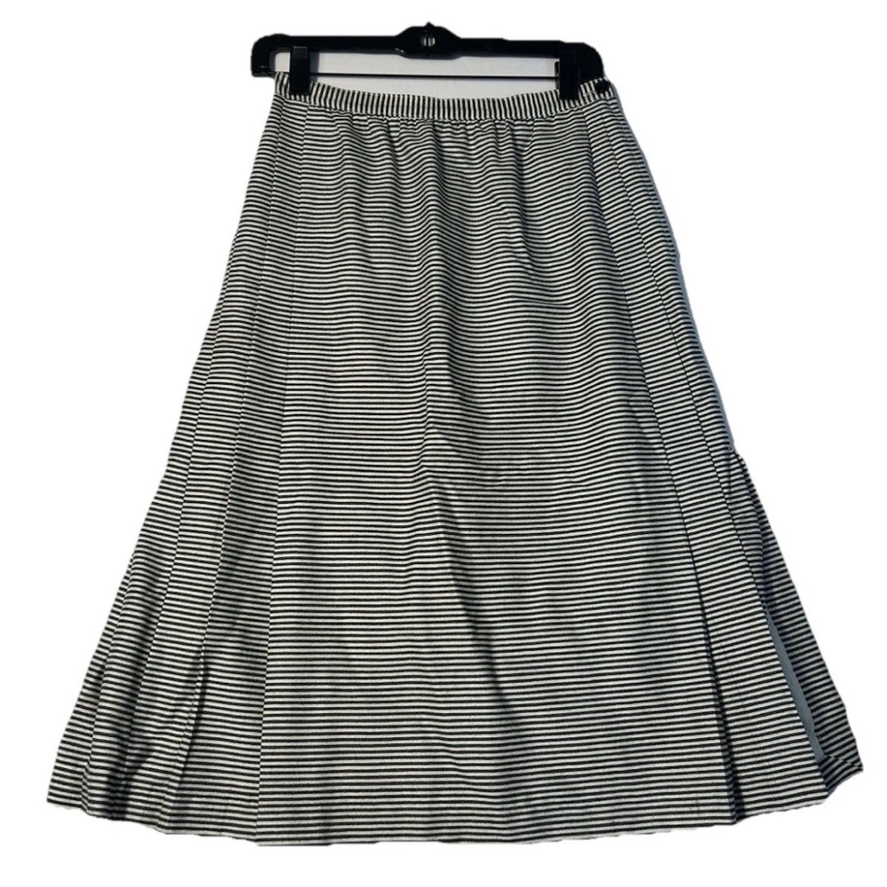 Valentino Vintage Miss V 100% Visit   Wool Black & Beige Striped.Made In Italy.